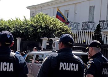 Costa Rica deplora ingreso de diplomáticos de Guaidó a Embajada de Venezuela