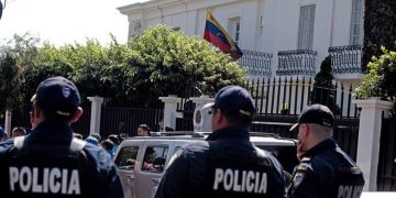 Costa Rica deplora ingreso de diplomáticos de Guaidó a Embajada de Venezuela