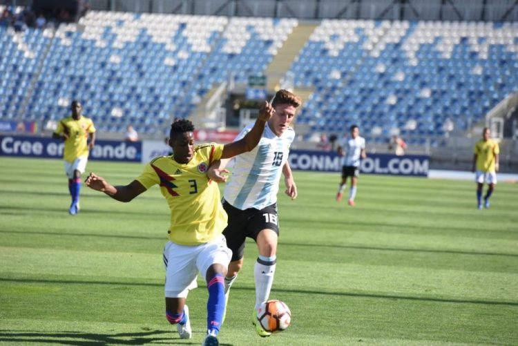 Venezuela doblega a Brasil 2-0 y se pone al frente del hexagonal del Suramericano