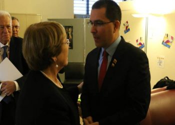 Venezuela reitera camino del diálogo con gobierno de EE.UU.