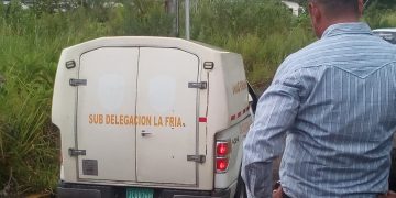 Localizan cadáver baleado de un hombre Junto a  cartel “Ojo por violador de niñas”