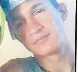 Familiares buscan en la frontera a joven que presume asesinado por paramilitares