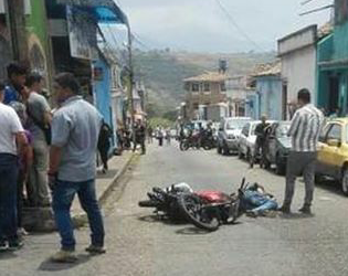Abatidos por un detective del Cicpc dos sujetos que cometían atraco