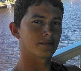Localizaron en aguas del Rio Doradas el cuerpo sin vida de joven pescador
