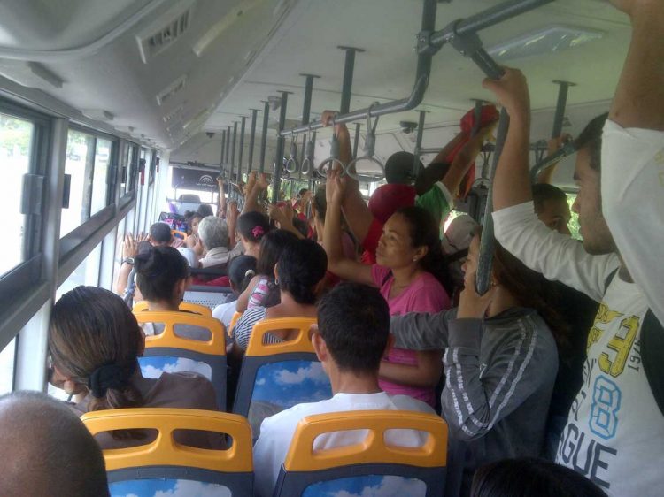 Reina el escepticismo ante Misión Transporte y sus siete vértices
