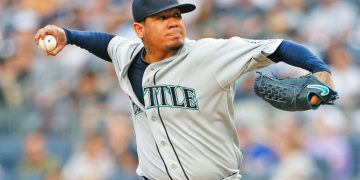 Félix Hernández llega entre dudas sobre su futuro