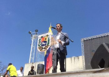 Guaidó juramentó a más de 600 mil voluntarios para ingreso de ayuda humanitaria