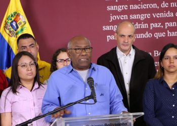 Revolucionarios se movilizarán en la frontera este 23 de febrero