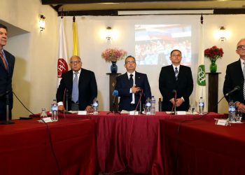 Magistrados en el exilio autorizan coalición militar internacional para entrega de ayuda humanitaria