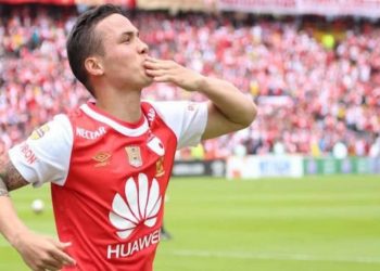 Venezolanos en Bogotá entrarán gratis a los partidos del equipo Santa Fe y La Equidad
