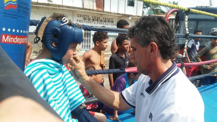 Boxeo revoluciona a La Ceiba