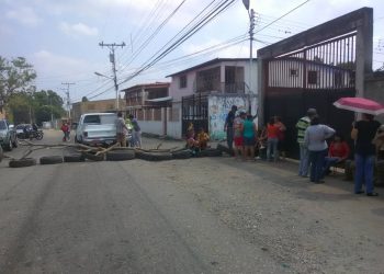 Protestaron por agua en el callejón San Félix de Carvajal