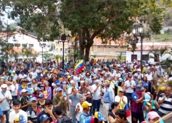 La gente de Trujillo y Pampanito salió a respaldar el regreso de Juan Guaidó
