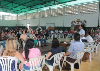 Gobernadora del Táchira llama a los docentes a reavivar su vocación de servicio para no dejar las aulas vacías