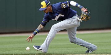 Orlando Arcia: mucho que aprender en Milwaukee