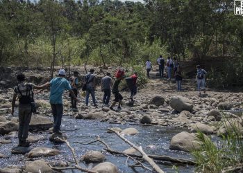 “Colaboración en mano” es el grito que se  escucha al entrar a Venezuela por trochas
