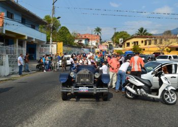 Geriátrico de Boconó realizó carnaval “Los árboles del saber”