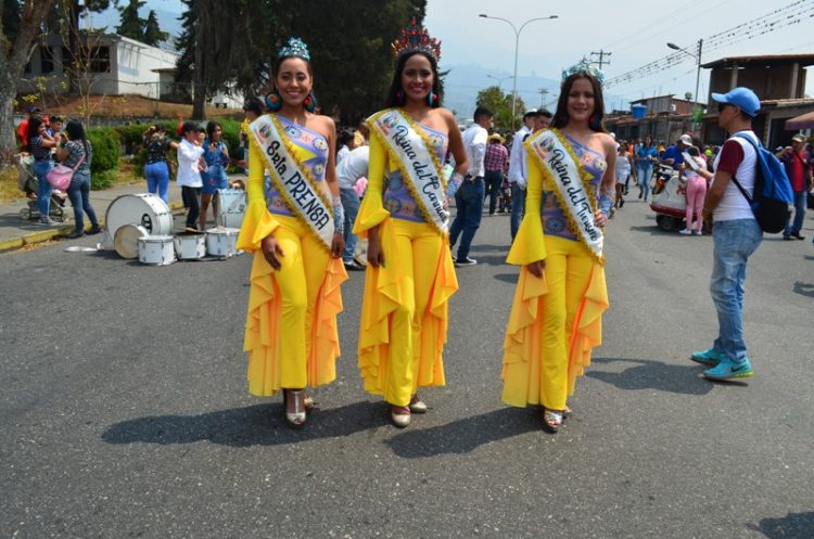 Hermosas reinas: Yaruby, Srta. Prensa; Génesis, Reina del carnaval turístico Boconó 2019 y Yeraly, Reina del Turismo