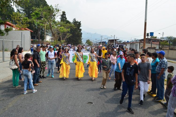 Desfile infantil gran atractivo del Carnaval Turístico Boconó 2019