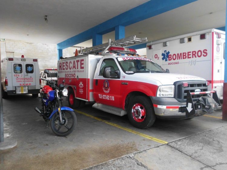Cuerpo de Bomberos cuenta con una moto y unidad de rescate Nº 19 que sirve de ambulancia