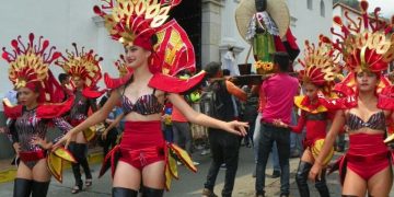 En Trujillo propios y visitantes disfrutaron del carnaval con alegría