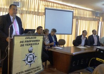 Nueva directiva juramentó el Colegio de Profesores de Venezuela seccional Táchira