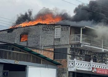 Bomberos sofocan incendio desatado en apartamento de Las Vegas de Táriba