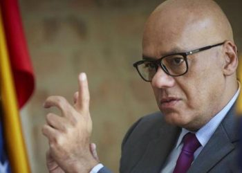Gobierno propone cinco puntos para una mesa de diálogo con la oposición