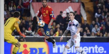 España e Italia ganan sin convencer