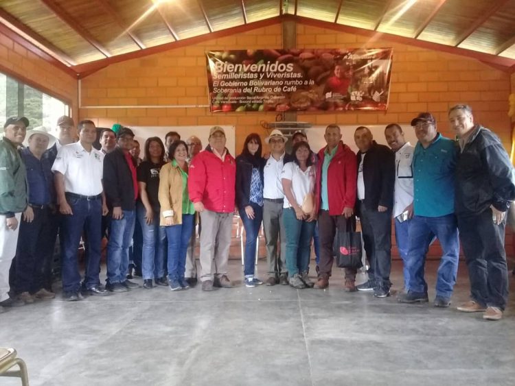 El evento contó con la participación de la viceministra de Agricultura y Tierras, Tibisay León y el presidente de la Corporación Venezolana de Café, Alfredo Mora