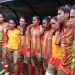 Las campeonas tropezaron en su debut