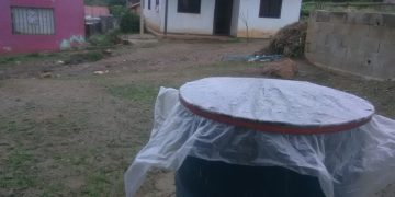 Comunidad de Valle Verde ni con electricidad reciben agua