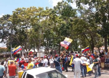 Dirigentes y militantes del Frente Amplio Venezuela tomaron las calles de Rafael Rangel