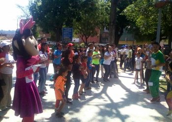 Revolucionarios activaron “zonas de paz”