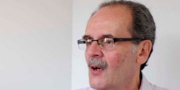 Enrique Ochoa Antich exige a AD y UNT hablar sobre comportamiento de Guaidó