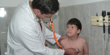 Jornada Médica recibieron niños de la Fundación Angelitos Down