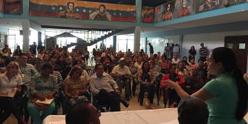 Gobernadora del Táchira recorrió el estado atendiendo al gremio docente