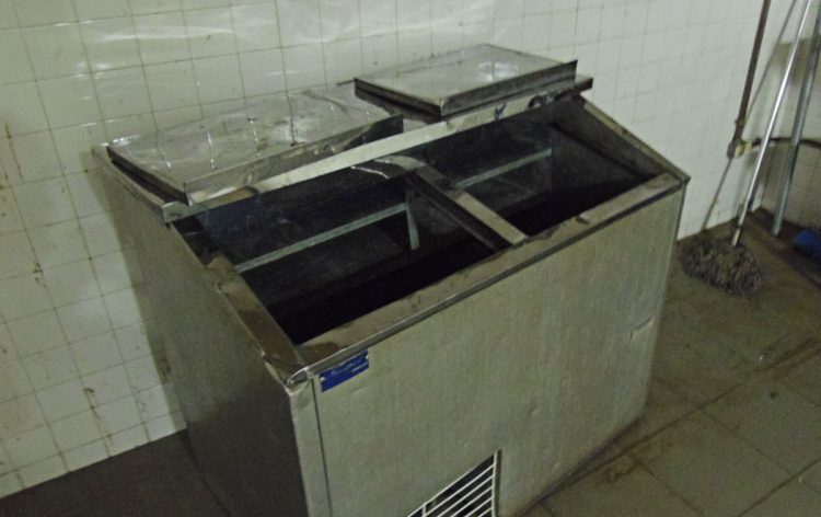 Sin lavandería y sin cocina para pacientes y empleados