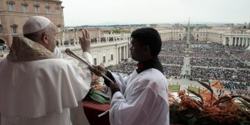 El papa tilda de “violencia injustificable” atentados en Sri Lanka