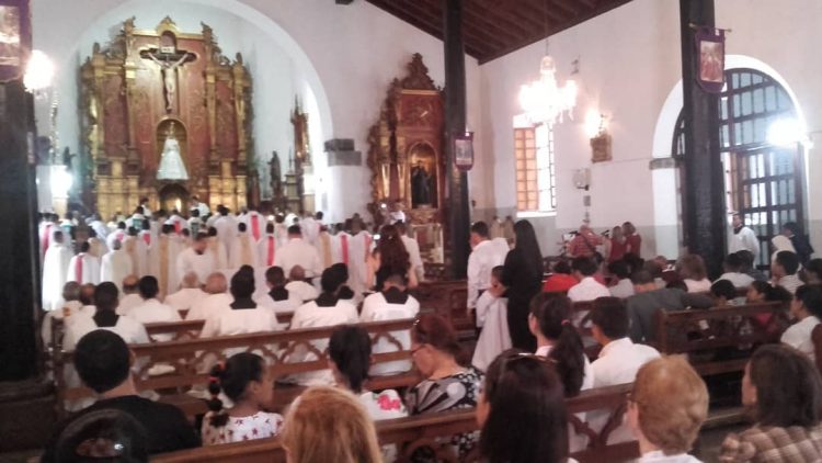 Celebrada Misa Crismal en Trujillo