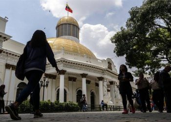 Parlamento presentará informe ante la ONU sobre severa crisis de los servicios públicos