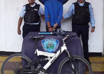 Apresaron a un  carpintero colombiano por  robo de bicicleta y moto bomba