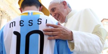 El Papa y Messi protagonistas