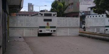 Quiebran el comercio en la frontera con las barreras que instala Guardia Nacional