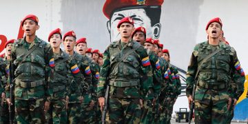 Efectivos del Ejército piden desayuno a comerciantes de Colón