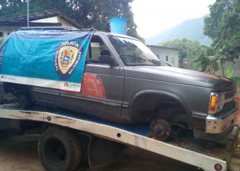 En Los Cumbitos recuperan vehículo desvalijado