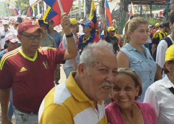Colonenses sintieron aires de libertad en la marcha del 1ro de mayo