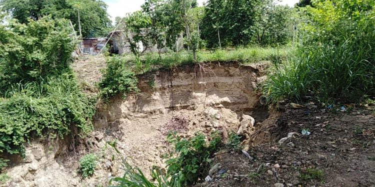 En peligro viviendas de San Alejo de Sabana de Mendoza