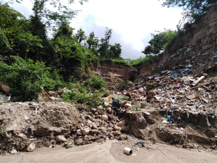 En peligro viviendas de San Alejo de Sabana de Mendoza