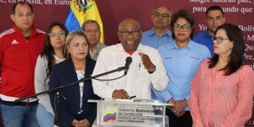 Gabinete Social atenderá a afectados por la guerra económica